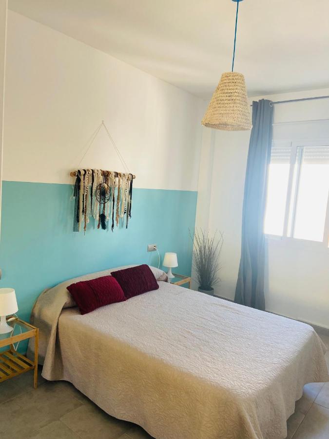 Apartamentos Chuita Playa มาลากา ภายนอก รูปภาพ