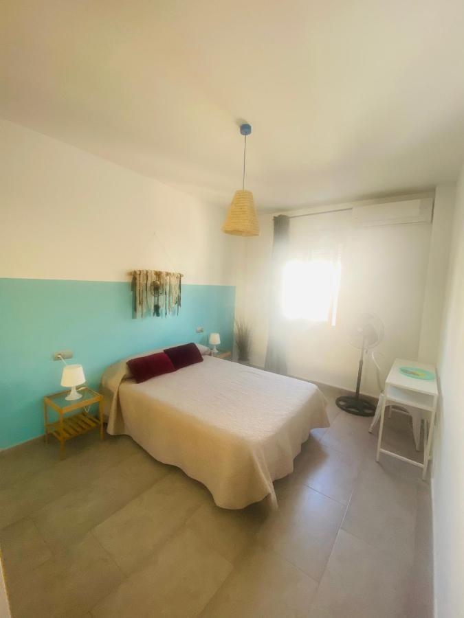 Apartamentos Chuita Playa มาลากา ภายนอก รูปภาพ
